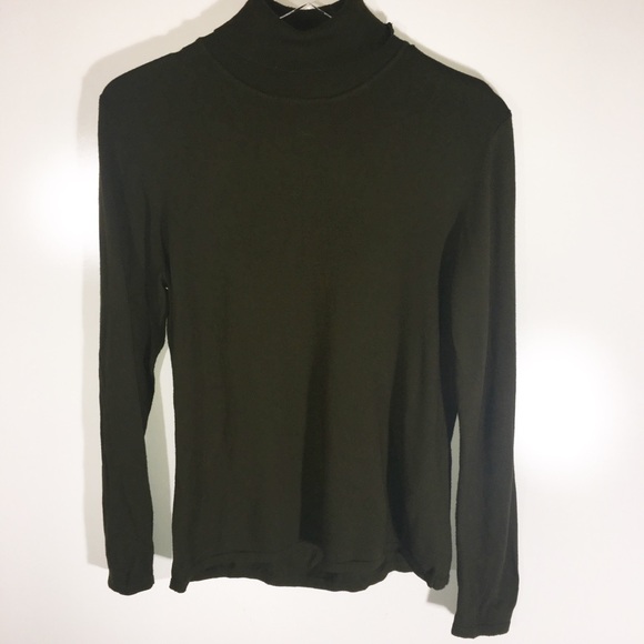 Chico's Tops - [Chico’s] Hunter Green Turtleneck Size 1